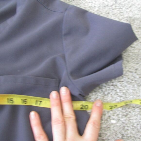 FIGS 1 pocket scrub top gray M - Picture 5 of 8